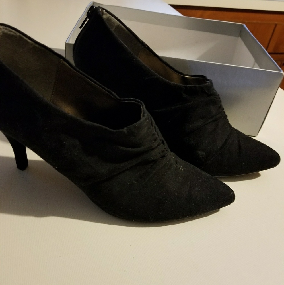 Suede heel booties